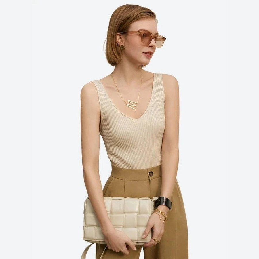 Chic Ribbed Knit Sleeveless V-Neck Tops