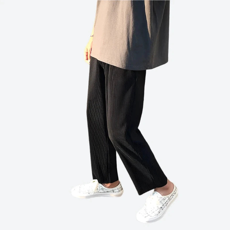 Relaxed Pleated Wide-Leg Lounge Pants