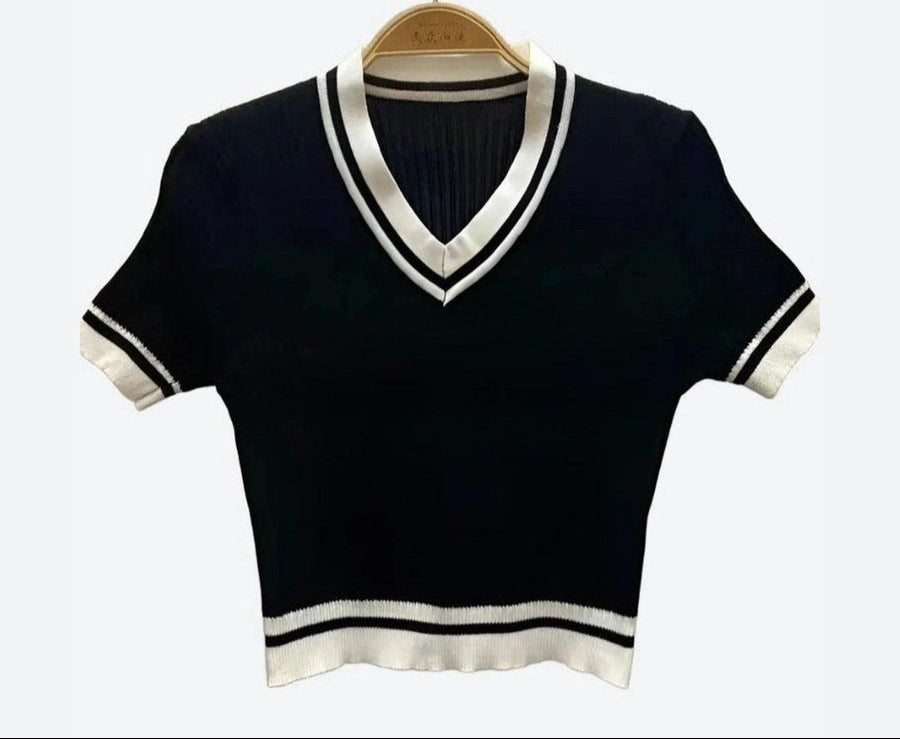 Trendy Ribbed V-Neck Crop Tops